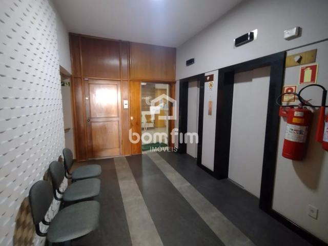 Apartamento para Aluguel com 1 quartos, 60 m² por R$ 1.800