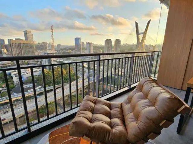 Apartamento para Aluguel com 1 quartos, 61 m² por R$ 9.290