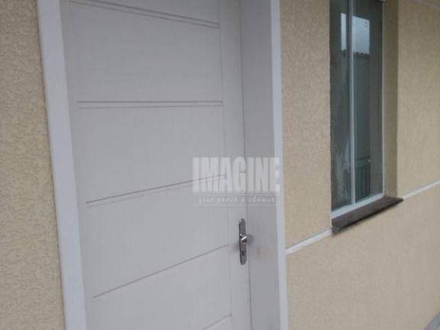 Apartamento para Aluguel com 1 quartos, 27 m² por R$ 1.500