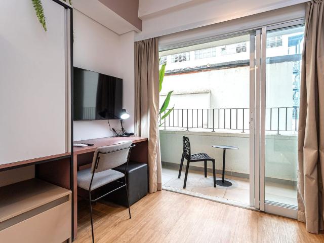 Apartamento para Aluguel com 1 quartos, 24 m² por R$ 2.450