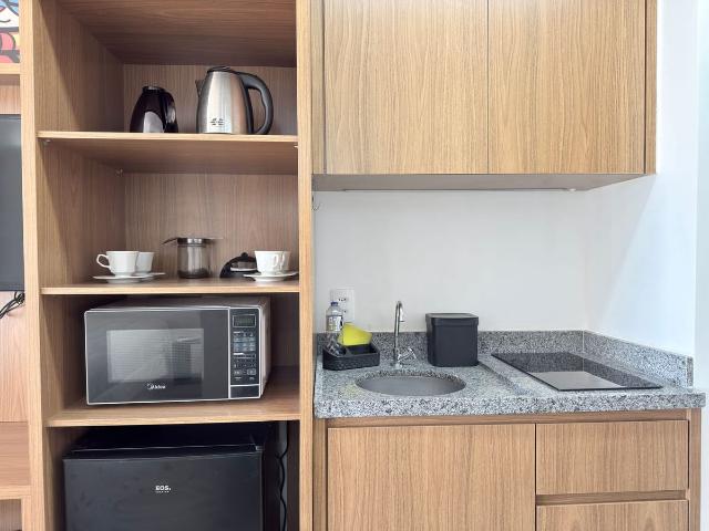 Apartamento para Aluguel com 1 quartos, 24 m² por R$ 2.530