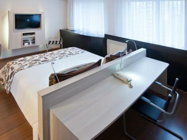 Apartamento para Aluguel com 1 quartos, 29 m² por R$ 2.100