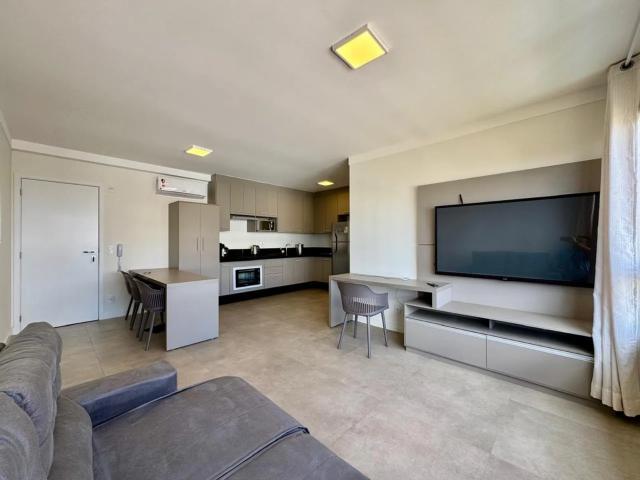 Apartamento para Aluguel com 1 quartos por R$ 3.080