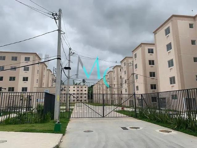 Apartamento para Aluguel com 2 quartos, 42 m² por R$ 950