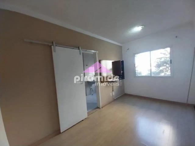Apartamento para Aluguel com 2 quartos, 47 m² por R$ 1.600