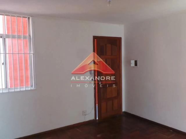 Apartamento para Aluguel com 2 quartos, 44 m² por R$ 1.290
