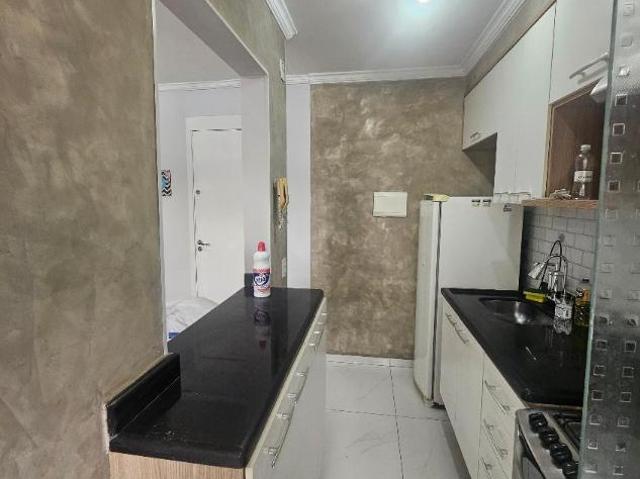Apartamento para Aluguel com 2 quartos, 45 m² por R$ 1.948