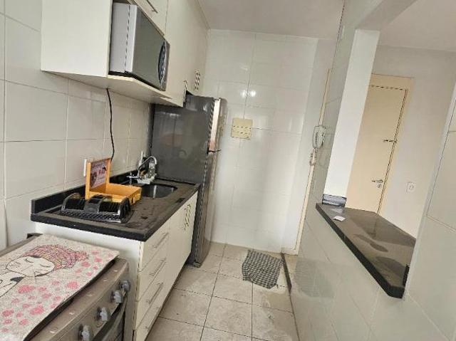 Apartamento para Aluguel com 2 quartos, 45 m² por R$ 2.400