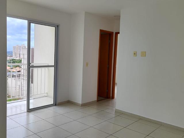 Apartamento para Aluguel com 2 quartos, 50 m² por R$ 1.500