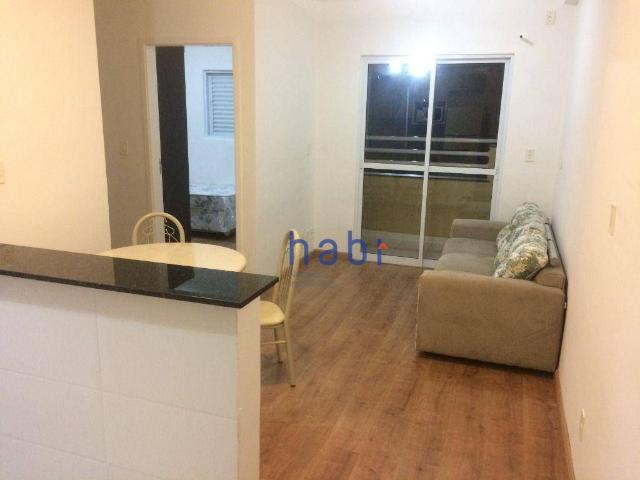 Apartamento para Aluguel com 2 quartos, 57 m² por R$ 2.790