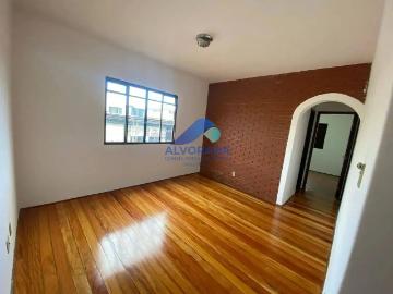 Apartamento para Aluguel com 2 quartos, 61 m² por R$ 2.300