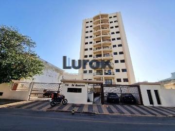Apartamento para Aluguel com 2 quartos, 67 m² por R$ 3.000