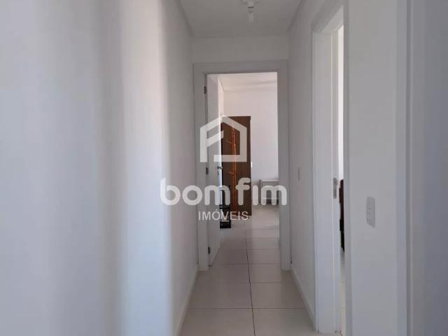 Apartamento para Aluguel com 2 quartos, 65 m² por R$ 1.900
