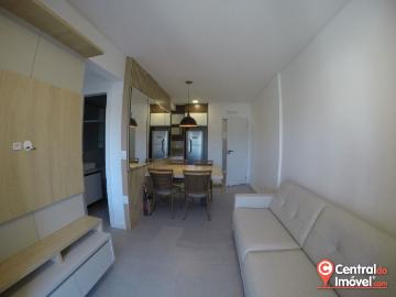 Apartamento para Aluguel com 2 quartos, 65 m² por R$ 4.500