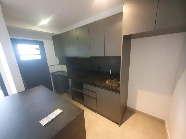 Apartamento para Aluguel com 2 quartos, 69 m² por R$ 3.500