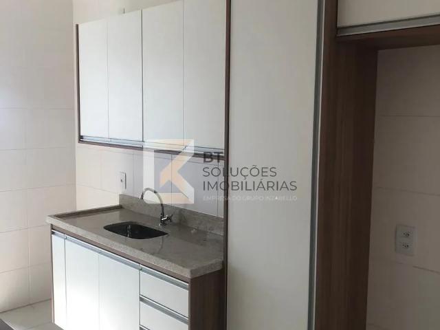Apartamento para Aluguel com 2 quartos, 73 m² por R$ 3.600