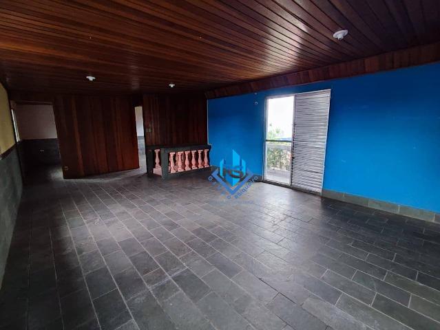 Apartamento para Aluguel com 2 quartos, 70 m² por R$ 1.500