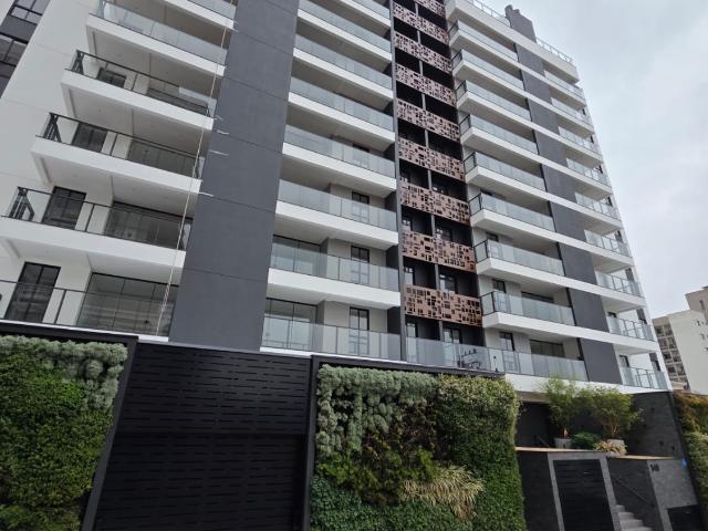 Apartamento para Aluguel com 2 quartos, 70 m² por R$ 4.200