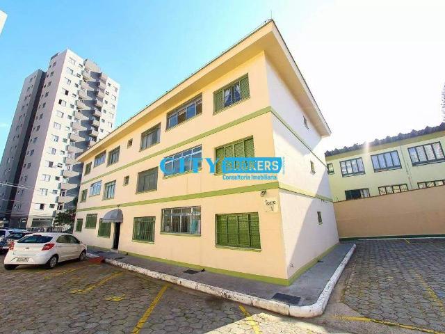 Apartamento para Aluguel com 2 quartos, 72 m² por R$ 1.800