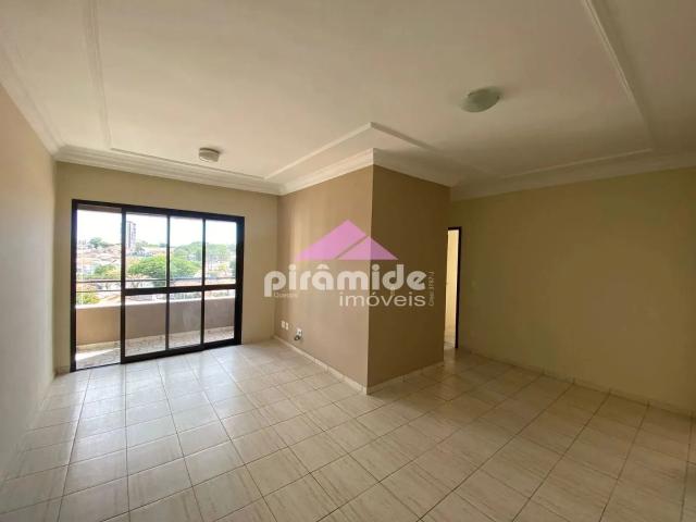 Apartamento para Aluguel com 2 quartos, 72 m² por R$ 2.250
