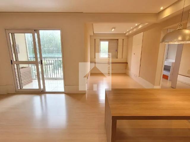 Apartamento para Aluguel com 2 quartos, 72 m² por R$ 3.200