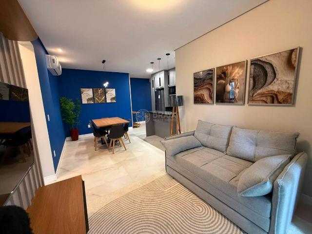 Apartamento para Aluguel com 2 quartos, 74 m² por R$ 6.000