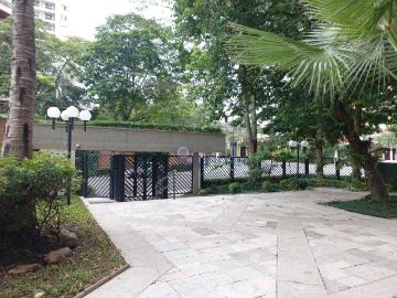 Apartamento para Aluguel com 2 quartos, 75 m² por R$ 4.500