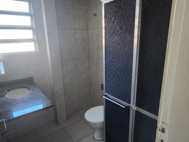 Apartamento para Aluguel com 2 quartos, 80 m² por R$ 1.600