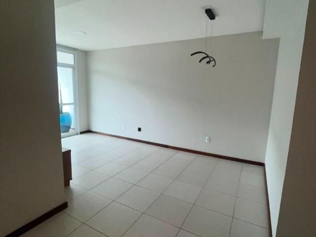 Apartamento para Aluguel com 2 quartos, 80 m² por R$ 5.100