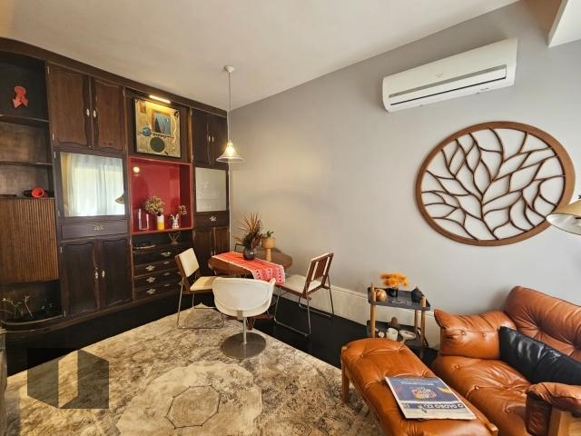 Apartamento para Aluguel com 2 quartos, 80 m² por R$ 9.900