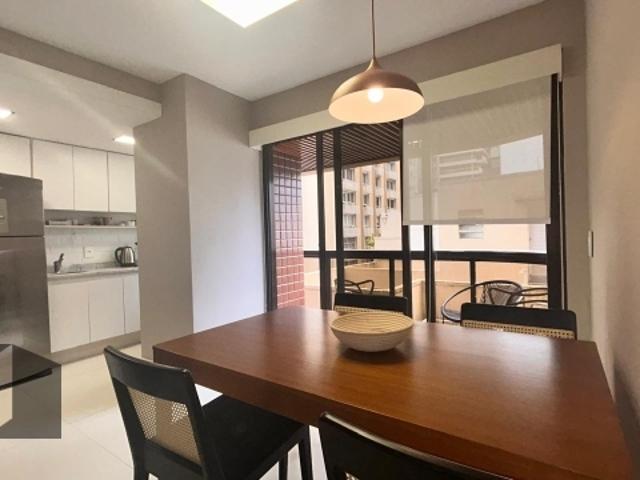 Apartamento para Aluguel com 2 quartos, 82 m² por R$ 12.500
