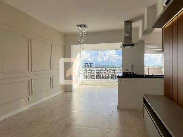 Apartamento para Aluguel com 2 quartos, 82 m² por R$ 5.500