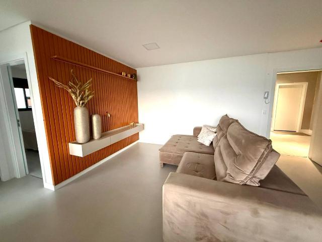 Apartamento para Aluguel com 2 quartos, 84 m² por R$ 6.900