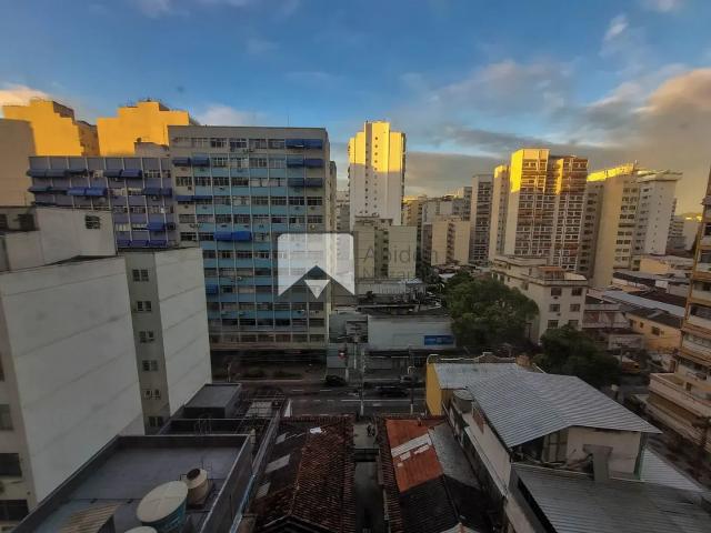 Apartamento para Aluguel com 2 quartos, 85 m² por R$ 3.500