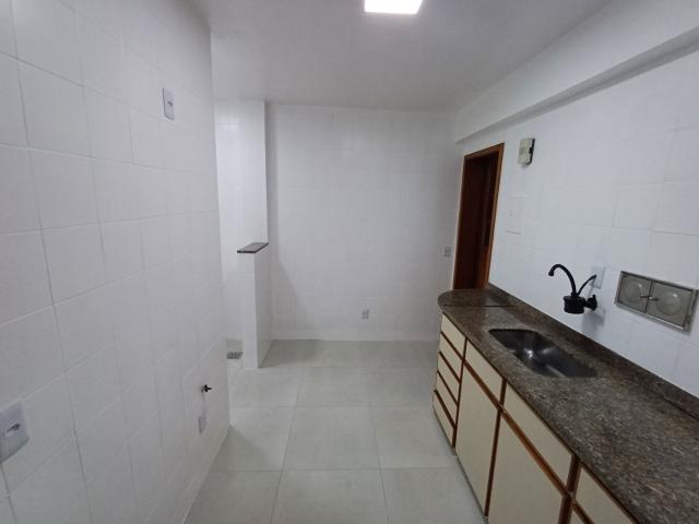 Apartamento para Aluguel com 2 quartos, 90 m² por R$ 1.100