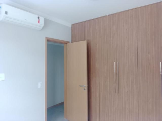 Apartamento para Aluguel com 2 quartos, 90 m² por R$ 5.500