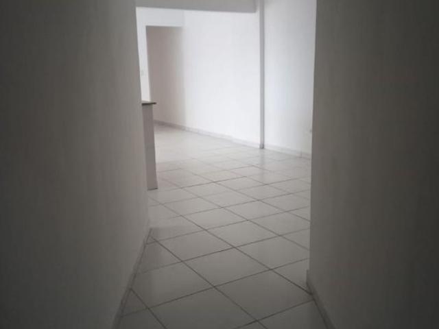 Apartamento para Aluguel com 2 quartos, 94 m² por R$ 3.000