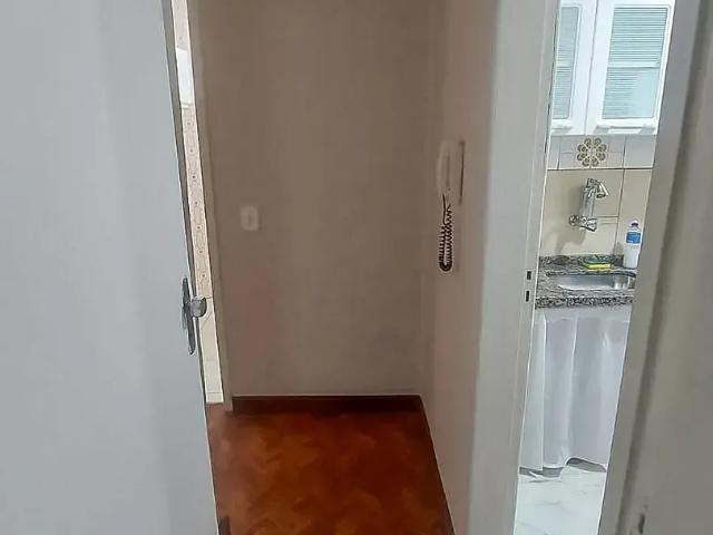 Apartamento para Aluguel com 2 quartos, 100 m² por R$ 2.900