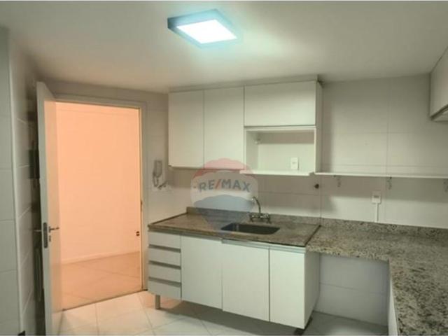 Apartamento para Aluguel com 2 quartos, 114 m² por R$ 6.214