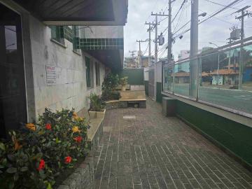 Apartamento para Aluguel com 2 quartos, 120 m² por R$ 3.300