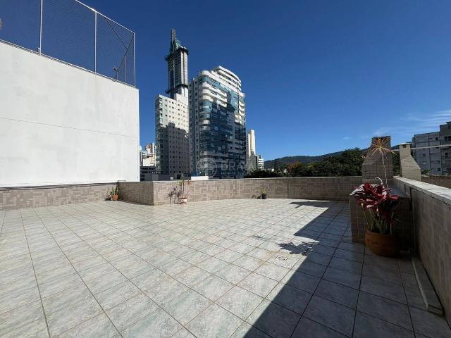 Apartamento para Aluguel com 2 quartos, 180 m² por R$ 7.000