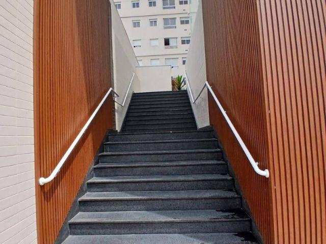 Apartamento para Aluguel com 2 quartos, 36 m² por R$ 2.100