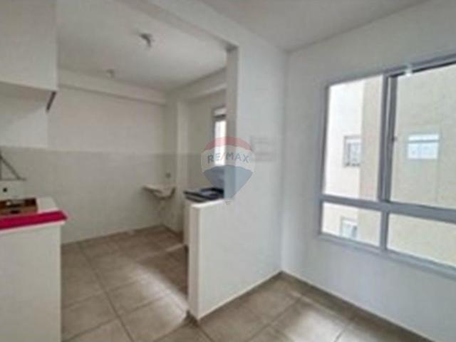 Apartamento para Aluguel com 2 quartos, 39 m² por R$ 1.400