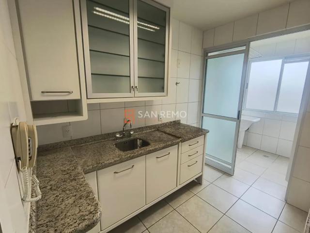 Apartamento para aluguel com 2 quartos, em Trindade com 72 m²