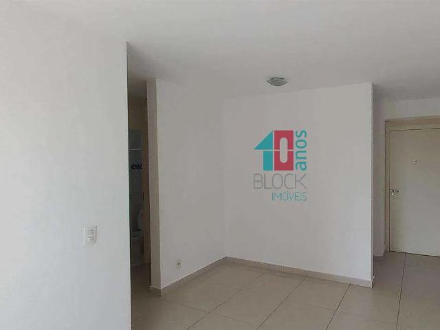 Apartamento para aluguel com 2 quartos em Barra da Tijuca com 51m²