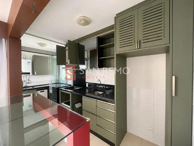 Apartamento para aluguel com 2 quartos, em Centro com 60 m²