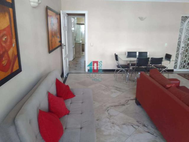 Apartamento para aluguel com 2 quartos em Copacabana com 190m²