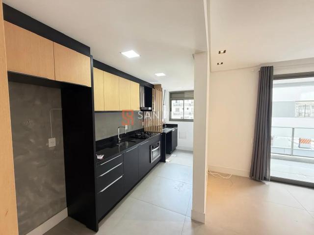 Apartamento para aluguel com 2 quartos, em Córrego Grande com 80 m²