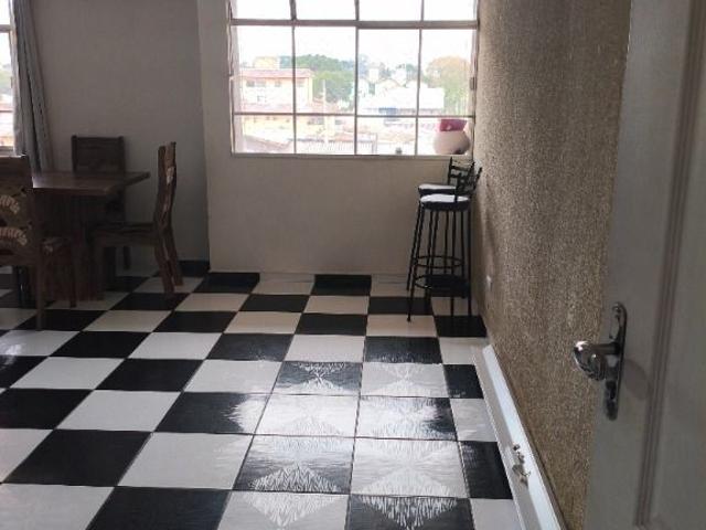 Apartamento para Aluguel com 2 quartos por R$ 1.700