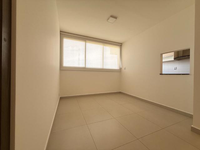 Apartamento para Aluguel com 2 quartos por R$ 2.800